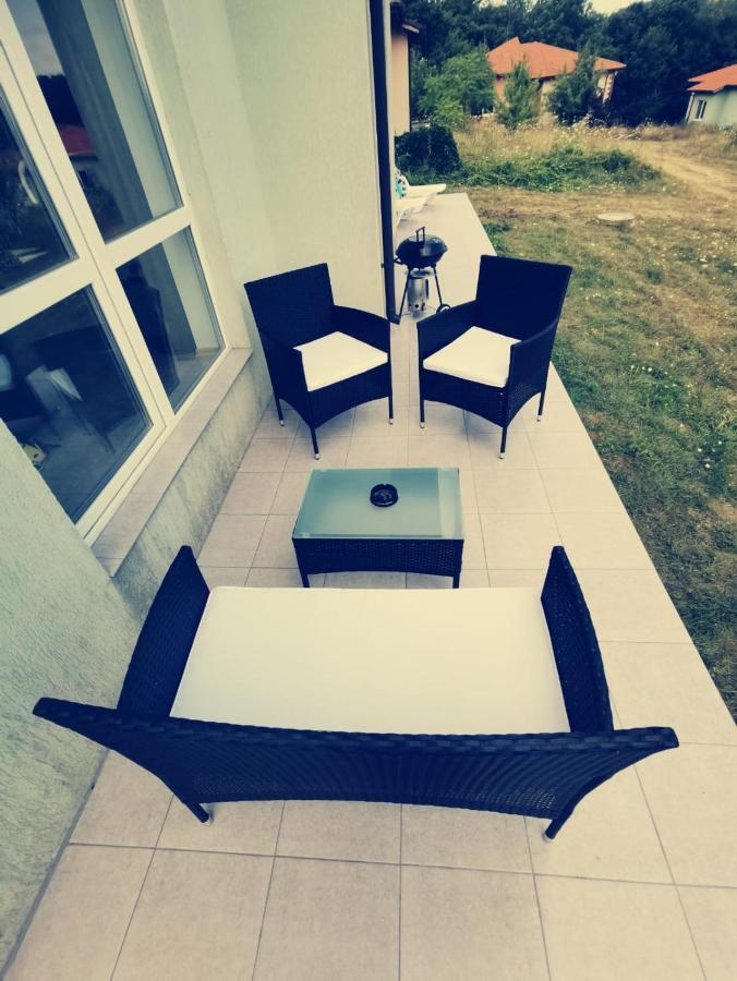 Villa Emine Banya  ภายนอก รูปภาพ